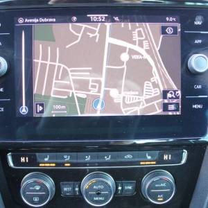 VW Passat 2.0 TDi DSG R-Line *NAVIGACIJA, LED, KAMERA*