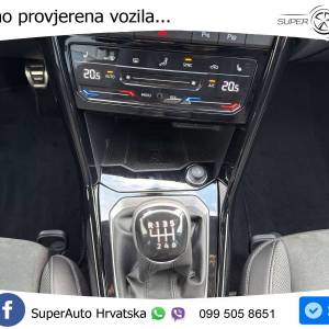 VW T-Roc 1.5 TSI R-Line 150 KS, ACC+MATRIX+GR SJED+VIRT+ASIST
