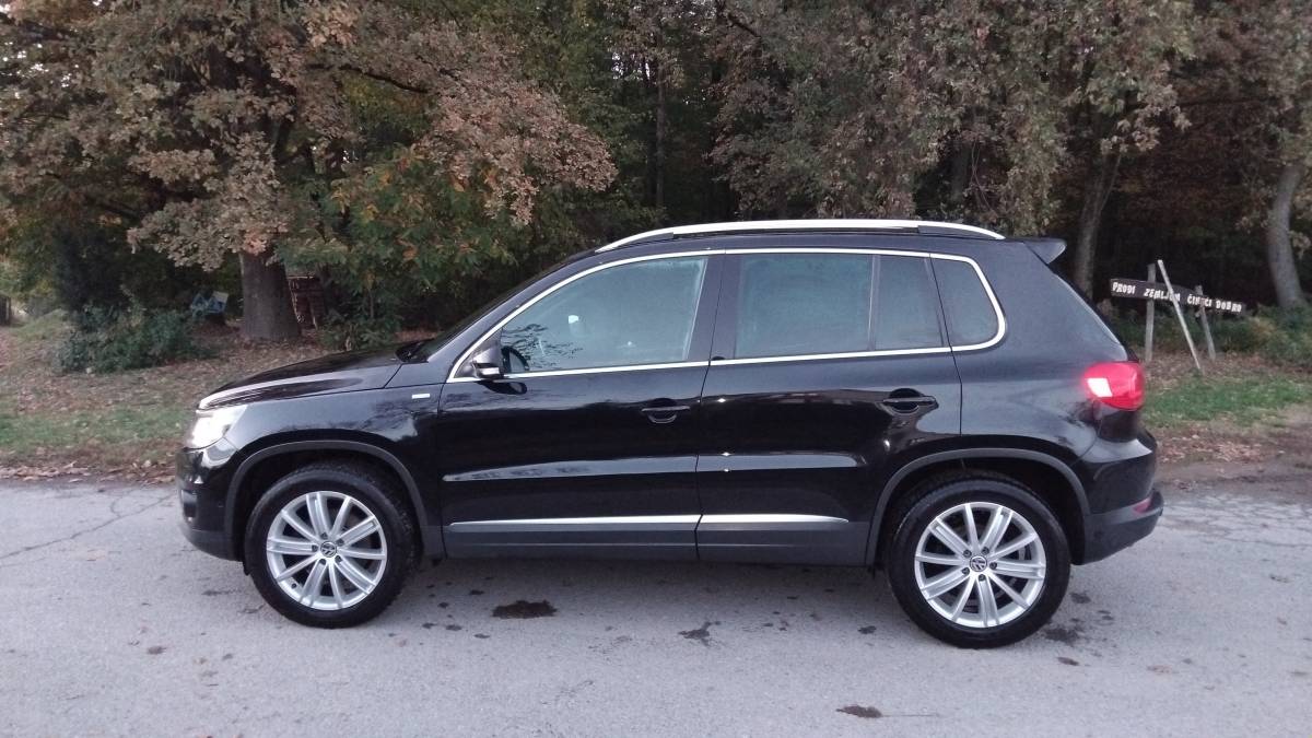 VW Tiguan 2,0TDI Life oprema, panorama, xsenon, park-pilot, navigacia
