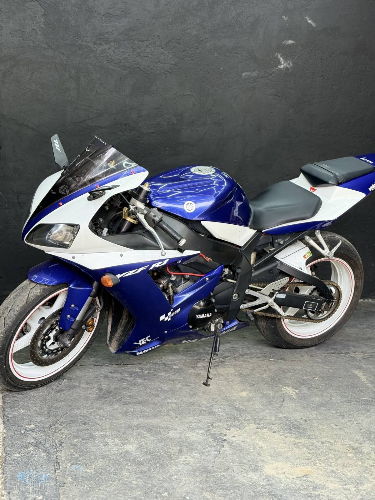 Yamaha YZF R1