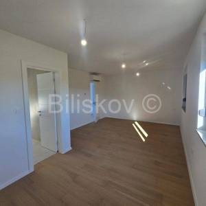 Žaborić, novogradnja, prodaja dvosoban apartman 118 m2 + terasa 47 m2