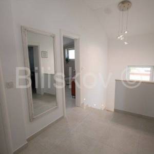 Žaborić, prodaja luksuzna vila, bazen, jacuzzi, sauna