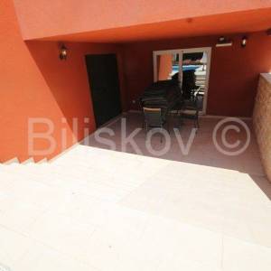 Žaborić, prodaja luksuzna vila, bazen, jacuzzi, sauna