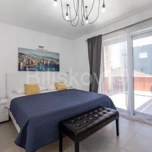 Žaborić, prodaja luksuzna vila, bazen, jacuzzi, sauna