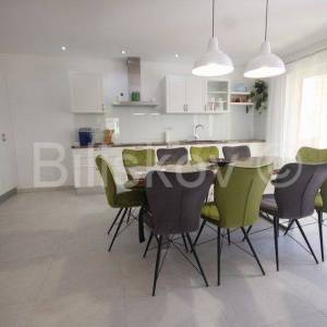 Žaborić, prodaja luksuzna vila, bazen, jacuzzi, sauna