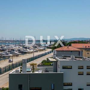 ZADAR, BIBINJE - Dizajnerski uređena vila s bazenom u blizini Zadra!