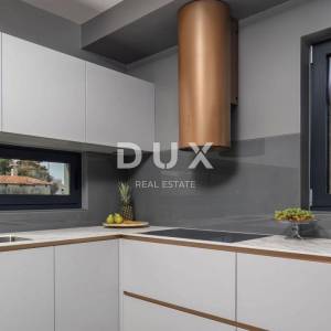 ZADAR, BIBINJE - Dizajnerski uređena vila s bazenom u blizini Zadra!