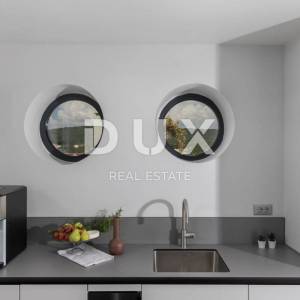 ZADAR, BIBINJE - Dizajnerski uređena vila s bazenom u blizini Zadra!