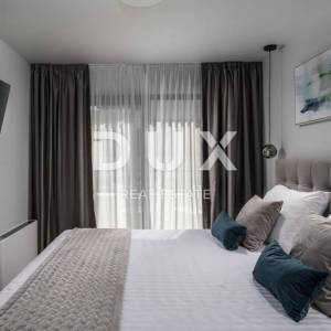 ZADAR, BIBINJE - Dizajnerski uređena vila s bazenom u blizini Zadra!