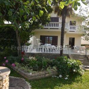 ZADAR-BIBINJE-OBITELJSKA VILA 290m2- PRODAJA