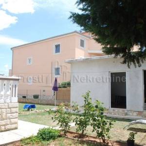 ZADAR-BIBINJE-PRIZEMNICA-250m2-PRODAJA