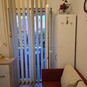 ZADAR, BLIZINA HYATTa, 22 m2, TERASA, NAMJEŠTEN,TOP LOKACIJA!