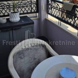 ZADAR, BLIZINA HYATTa, 22 m2, TERASA, NAMJEŠTEN,TOP LOKACIJA!