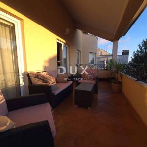 ZADAR, BORIK - PRILIKA! Vila s uhodanim turističkim poslovanjem