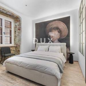 ZADAR, CENTAR - stan sa dvije stambene cjeline