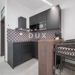 ZADAR, CENTAR - stan sa dvije stambene cjeline