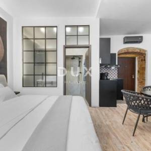 ZADAR, CENTAR - stan sa dvije stambene cjeline