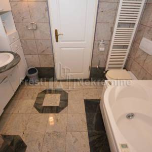 ZADAR -DIKLO- ATRAKTIVNA VILLA S POGLEDOM NA MORE