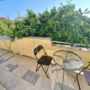 ZADAR- JAZINE- ATRAKTIVAN STAN 86m2 S OKUĆNICOM 141m2, TOP LOKACIJA!