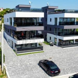 ZADAR- KOŽINO -LUKSUZAN STAN 115m2, 30 m od mora
