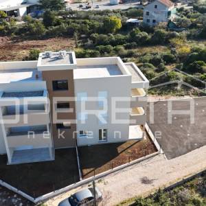 Zadar – Novi Bokanjac: Dvosoban stan s prostranim vrtom (S2)