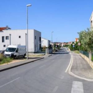 ZADAR, NOVI BOKANJAC -  POSLOVNI PROSTOR  266,6 m2, PRILIKA! POVOLJNO!