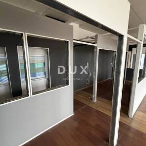 ZADAR, NOVI BOKANJAC - Poslovni prostor 450m²-900m²!