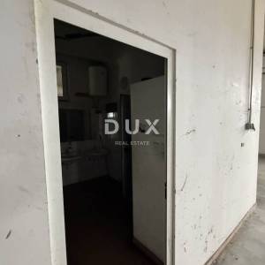 ZADAR, NOVI BOKANJAC - Poslovni prostor 450m²-900m²!