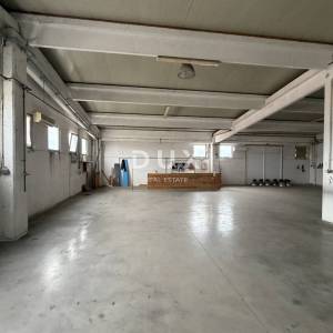 ZADAR, NOVI BOKANJAC - Poslovni prostor 450m²-900m²!