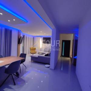 Zadar, Otok Vir, moderna samostojeća kuća s bazenom