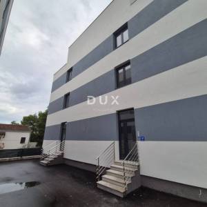 ZADAR, PAKOŠTANE - POGLED! Moderan stan 100 m od mora!