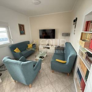 Zadar, Posedarje, samostojeća kuća, prvi red do mora !