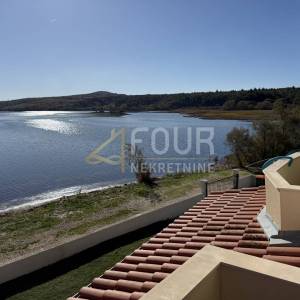 Zadar, Posedarje, samostojeća kuća, prvi red do mora !