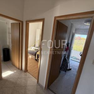 Zadar, Posedarje, samostojeća kuća, prvi red do mora !