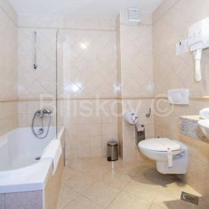 Zadar, Privlaka, hotel uz samo more.