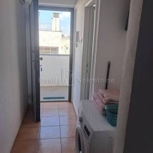 ZADAR-STAN 30m2- NAMJEŠEN - TOP LOKACIJA!