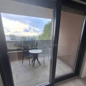 ZADAR - U BLIZINI SC VIŠNJIK, STAN 53m2, 1.kat, LUKSUZNO OPREMLJEN