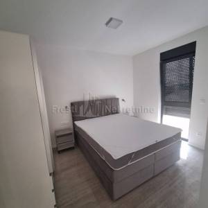 ZADAR - U BLIZINI SC VIŠNJIK, STAN 53m2, 1.kat, LUKSUZNO OPREMLJEN