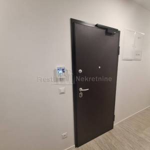 ZADAR - U BLIZINI SC VIŠNJIK, STAN 53m2, 1.kat, LUKSUZNO OPREMLJEN