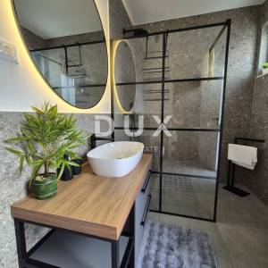 ZADAR, VRSI - Luksuzna vila s pogledom na more