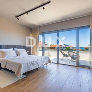 ZADAR, VRSI - Luksuzna vila s pogledom na more