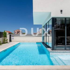 ZADAR, VRSI - Luksuzna vila s pogledom na more