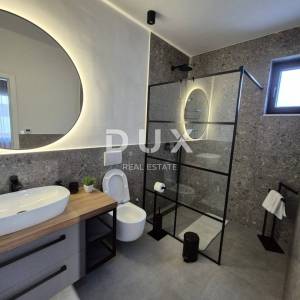 ZADAR, VRSI - Luksuzna vila s pogledom na more