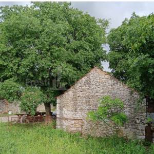 ZADAR- ZEMUNIK DONJI-ATRAKCIJA 3 KAMENE KUĆICE NA PARCELI OD 2432 M2