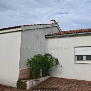 ZADAR,BRIŠEVO-ATRAKTIVNA PRIZEMNICA 111m2 na parceli 1500 m2