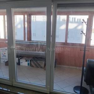 ZADAR,RELJA (JAZINE)- STAN 101m2 u ZGRADI POSL.STAMB. TOP LOKACIJA!