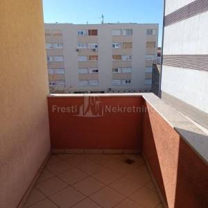 ZADAR,RELJA (JAZINE)- STAN 101m2 u ZGRADI POSL.STAMB. TOP LOKACIJA!