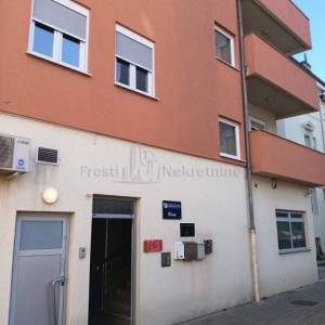 ZADAR,RELJA (JAZINE)- STAN 101m2 u ZGRADI POSL.STAMB. TOP LOKACIJA!