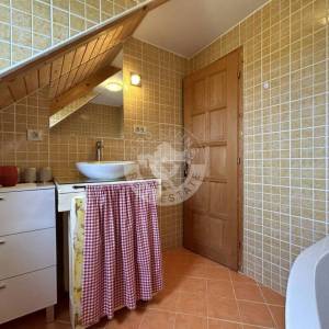 Zagorje, Pustodol, samostojeća kuća, bazen, plantaža sibirske borovnice, uporabna dozvola