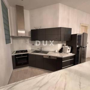 ZAGREB, CENTAR - moderan trosoban stan u strogom centru grada